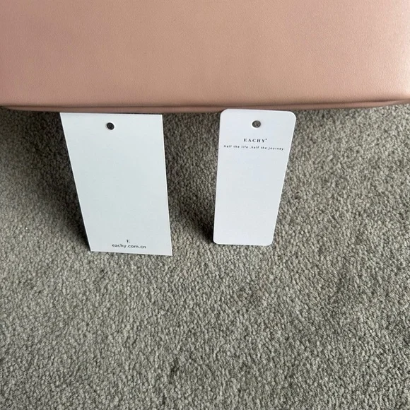 Eachy Pink Cosmetic Bag - Picture 5 of 10